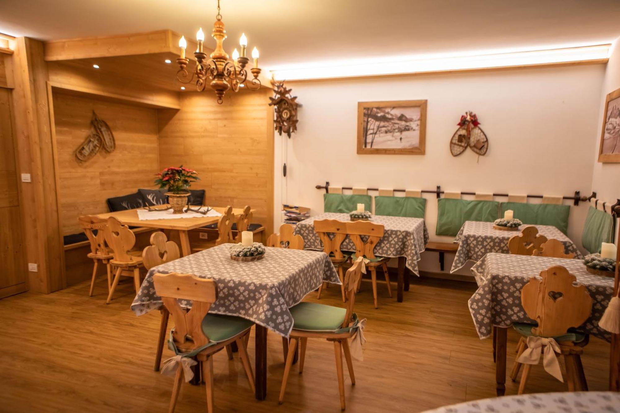 Hotel Panda Cortina- ricarica auto elettriche Cortina dʼAmpezzo Esterno foto